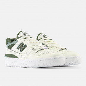 Повседневные кроссовки для женщин New Balance 550 в Москве - nevtrende.com | фото