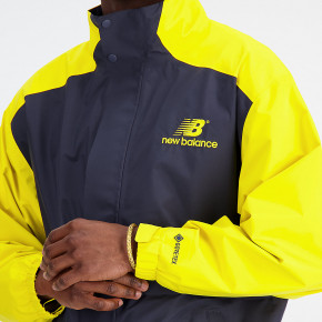 Верхняя одежда New Balance Archive Waterproof Gore-Tex Jacket в Москве - nevtrende.com | фото