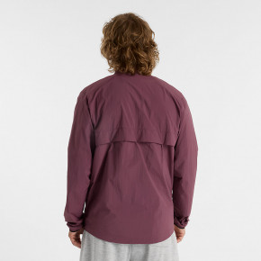 Верхняя одежда New Balance Athletics Packable Jacket в Москве - nevtrende.com | фото