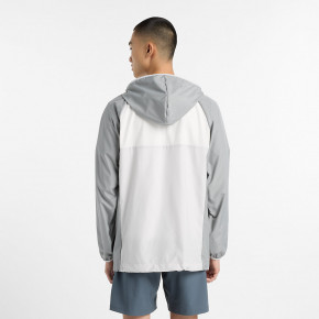 Верхняя одежда New Balance Athletics Packable Jacket в Москве - nevtrende.com | фото