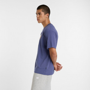 Рубашки New Balance Athletics Premium Relaxed Chest Logo T-Shirt в Москве - nevtrende.com | фото