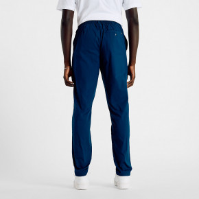 Штаны New Balance Athletics Standard Tapered Pant 32" в Москве - nevtrende.com | фото