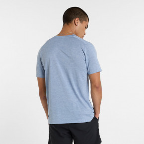 Рубашки New Balance Athletics T-Shirt в Москве - nevtrende.com | фото
