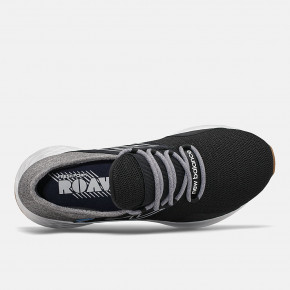Женские кроссовки для бега New Balance Fresh Foam Roav Tee Shirt в Москве - nevtrende.com | фото