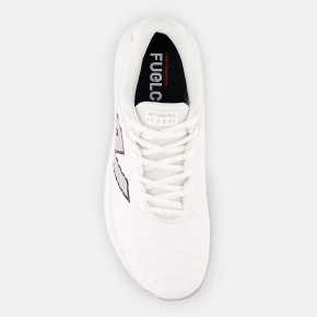 Женские кроссовки для софтбола New Balance FuelCell FUSE v4 Turf Trainer в Москве - nevtrende.com | фото