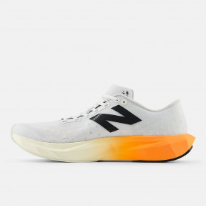Женские кроссовки для бега New Balance FuelCell Pvlse v1 в Москве - nevtrende.com | фото