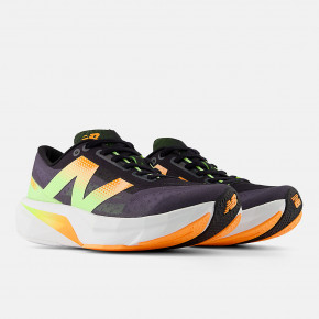 Женские кроссовки для бега New Balance FuelCell Rebel v4 в Москве - nevtrende.com | фото