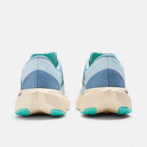 Женские кроссовки для бега New Balance FuelCell Rebel v4 в Москве - nevtrende.com | фото