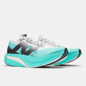 Женские кроссовки для бега New Balance FuelCell SuperComp Elite v4 в Москве - nevtrende.com | фото