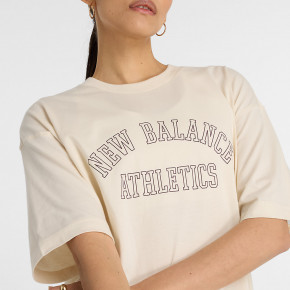 Рубашки New Balance Graphic Jersey Oversized T-Shirt в Москве - nevtrende.com | фото