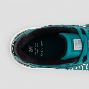 Мужские повседневные кроссовки New Balance Made in USA 990v4 в Москве - nevtrende.com | фото