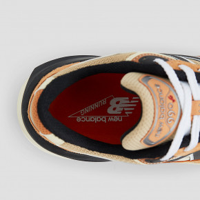 Мужские повседневные кроссовки New Balance Made in USA 990v6 в Москве - nevtrende.com | фото