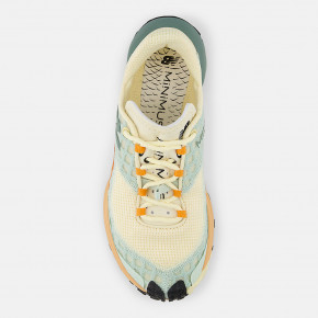 Женские кроссовки для хайкинга New Balance Minimus Trail в Москве - nevtrende.com | фото