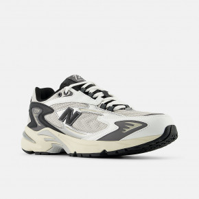 Мужские повседневные кроссовки New Balance ML725V1 в Москве - nevtrende.com | фото