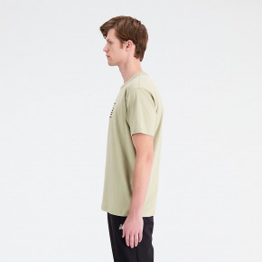 Рубашки New Balance NB Essentials Logo T-Shirt в Москве - nevtrende.com | фото