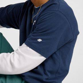 Рубашки New Balance Numeric Small Logo Jersey T-Shirt в Москве - nevtrende.com | фото