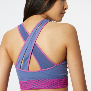 Спортивные топы New Balance Q SPEED Shape Shield Crop Bra в Москве - nevtrende.com | фото