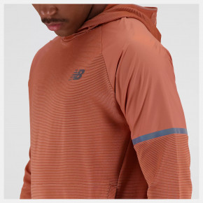 Толстовки и свитшоты New Balance Q Speed Shift Hoodie в Москве - nevtrende.com | фото