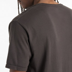 Рубашки New Balance Rest Day Knit Relaxed T-Shirt в Москве - nevtrende.com | фото