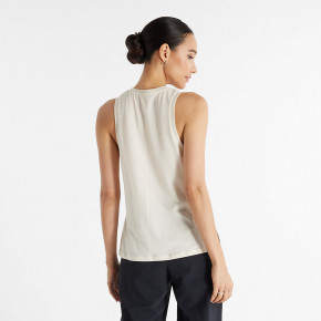Рубашки New Balance Sport Essentials Heathertech Tank в Москве - nevtrende.com | фото