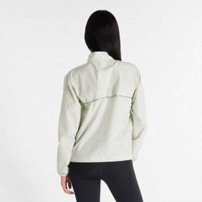 Верхняя одежда New Balance Sport Essentials Reflective Jacket в Москве - nevtrende.com | фото