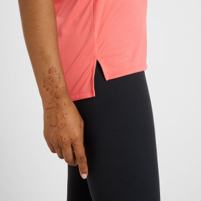 Рубашки New Balance Sport Essentials Tank в Москве - nevtrende.com | фото